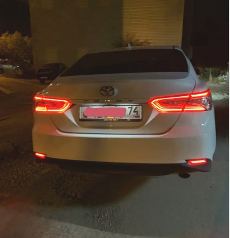 Катафот Led на Toyota Camry 6